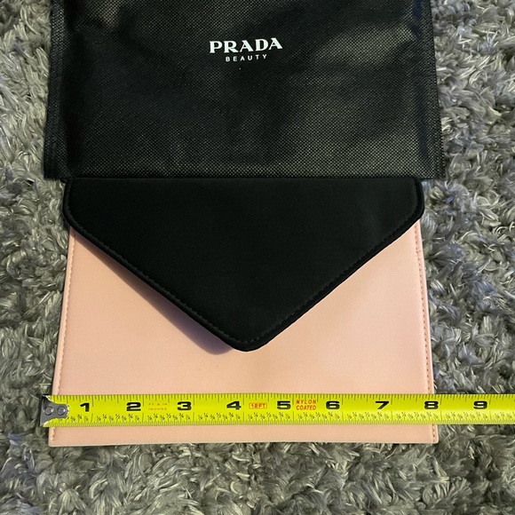 Prada pink slim wallet/ bag - Picture 5 of 7